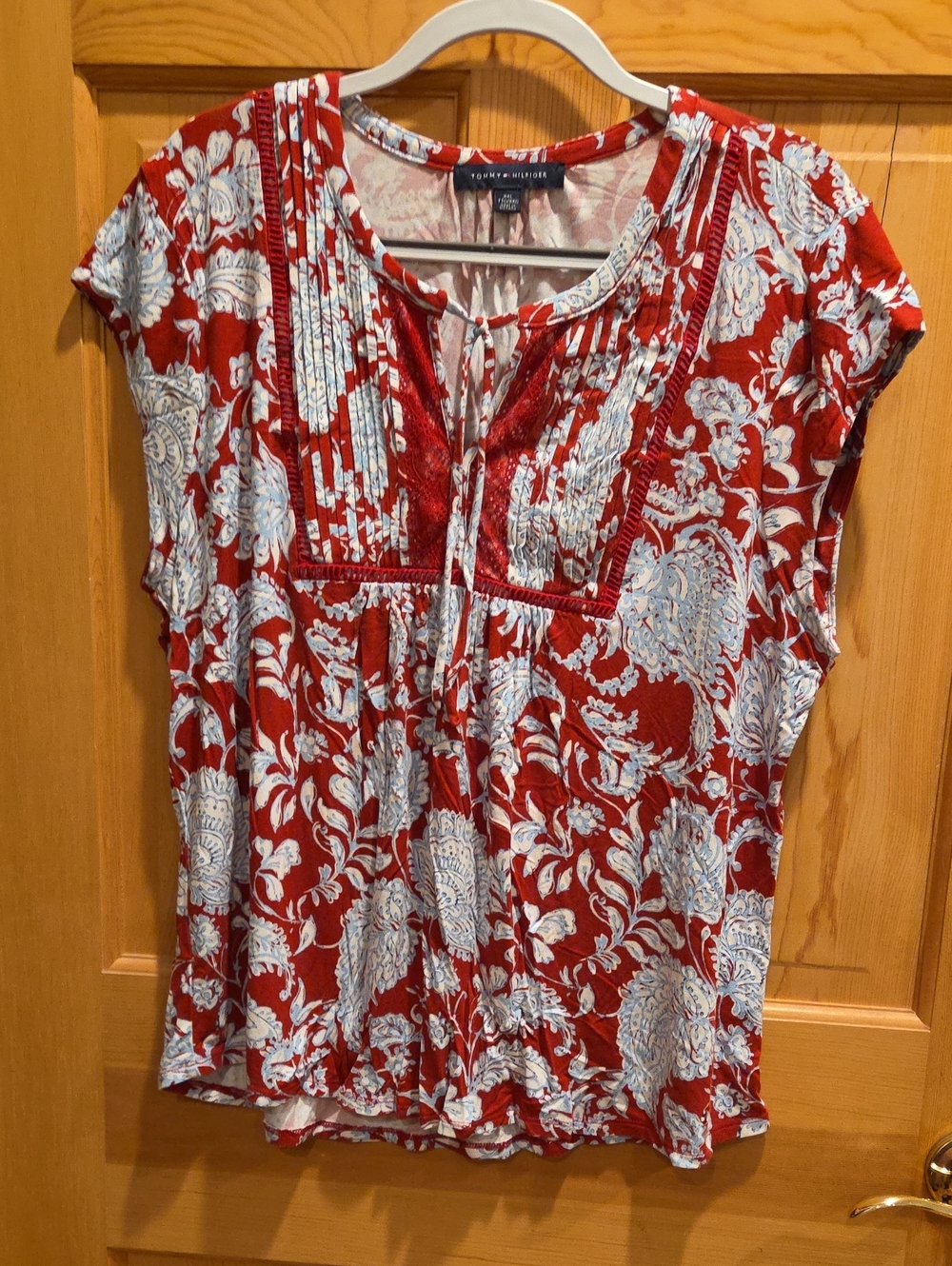 Tommy Hilfiger Red and White Floral Pintuck Tie-Front Blouse